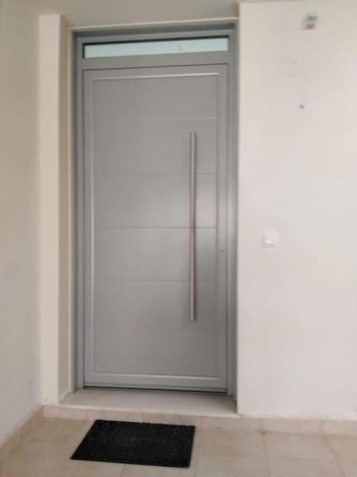 איתאה Brand New Spacious Studio מראה חיצוני תמונה